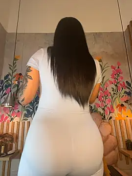 kiim taaylor online show from 11.08.25