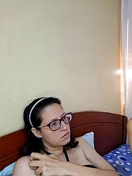 Snapshot of couple_orgasm chatting on 04.30.26 couple orgasm online show from 04.30.26