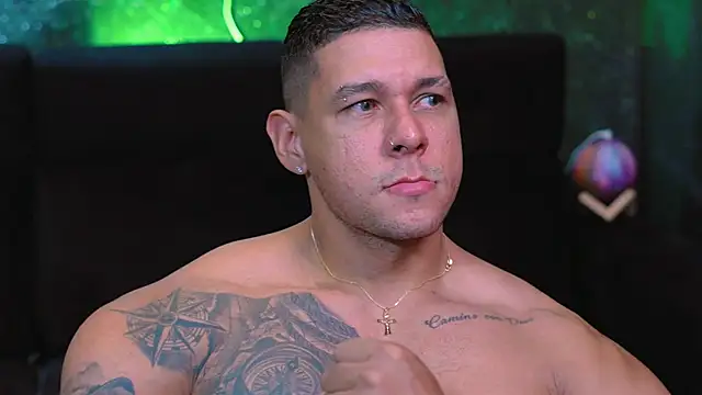 MassimoWalton2 online show from 12.02.24