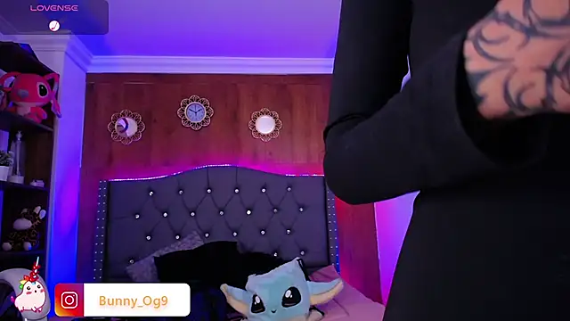 Bunny O online show from 01.11.25