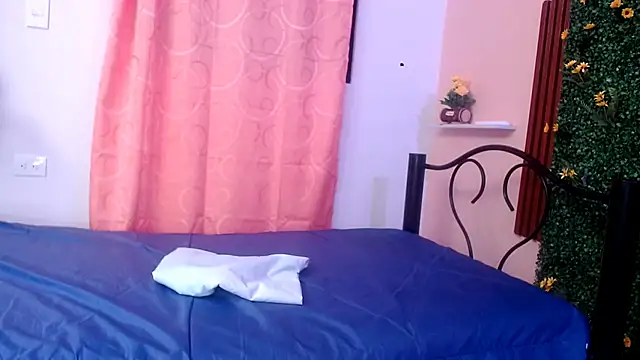 evaleribigtits18 online show from 01.10.26