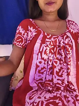 Snapshot of yhona_darling chatting on 05.23.26 yhona darling online show from 05.23.26