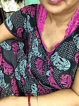 Snapshot of MUMTAJ-1 chatting on 04.19.26 MUMTAJ-1 online show from 04.19.26