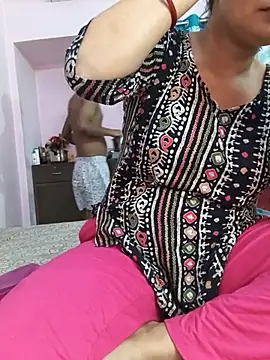 Snapshot of MUMTAJ-1 chatting on 05.25.26 MUMTAJ-1 online show from 05.25.26