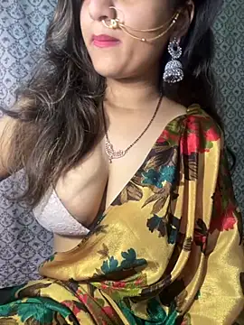 Snapshot of pikaindian chatting on 09.27.25 pikaindian online show from 09.27.25