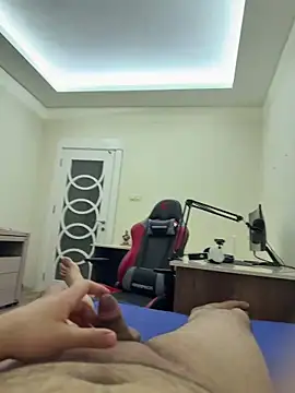 Snapshot of 31cektirenbatuu chatting on 11.24.25 31cektirenbatuu online show from 11.24.25