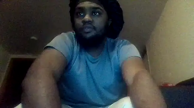 Snapshot of BigPluto chatting on 01.16.25 BigPluto online show from 01.16.25