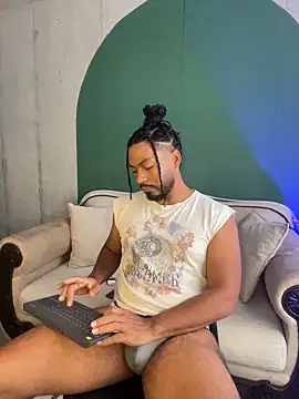 noah jones   online show from 02.10.26