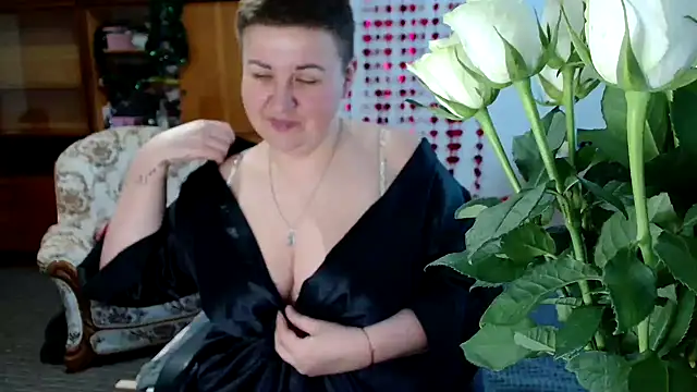 Annet1912 online show from 02.13.25