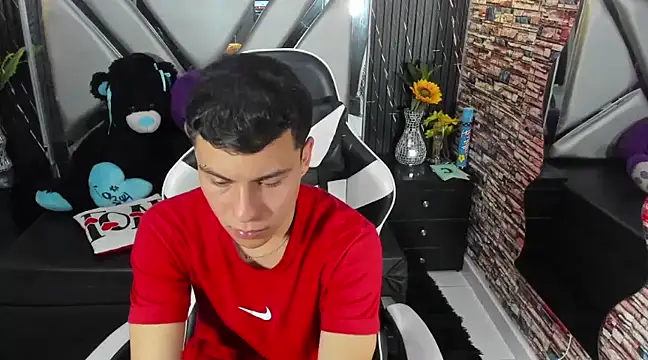 salvadorgomezx online show from 01.21.25