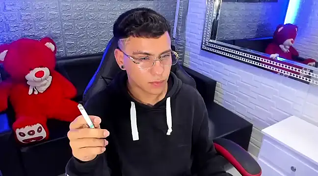 salvadorgomezx online show from 02.18.25