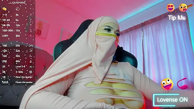 Tahiraa  online show from 12.04.24