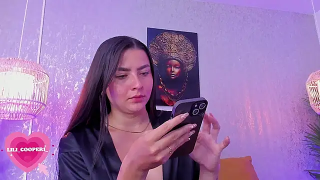 lilicooper  online show from 01.14.25