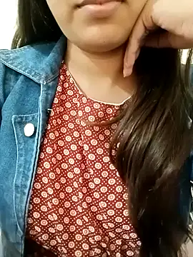 Arohi is Live online show from 01.21.25