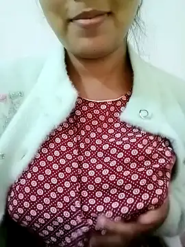 Arohi is Live online show from 01.22.25