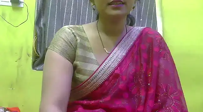 CUTYHINA 001 online show from 12.04.24