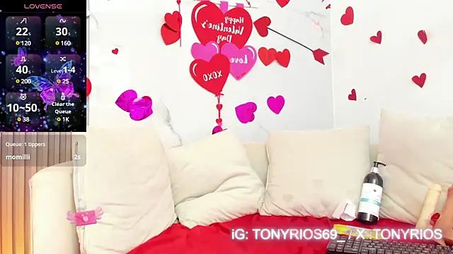 Snapshot of ebonydreams01 chatting on 02.28.25 ebonydreams01 online show from 02.28.25