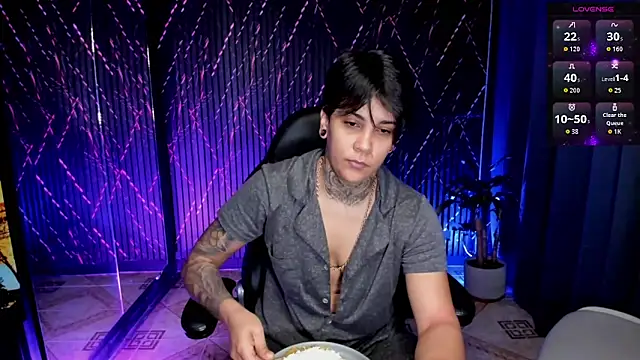 ZhoeStrong online show from 02.01.26