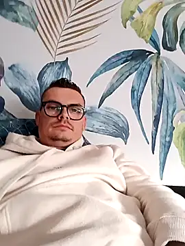 GLouglou19 online show from 09.13.25