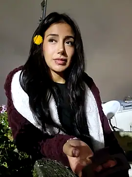 Snapshot of Lau1127 chatting on 11.26.25 Lau1127 online show from 11.26.25