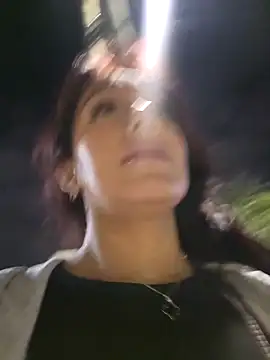 Snapshot of Lau1127 chatting on 11.28.25 Lau1127 online show from 11.28.25