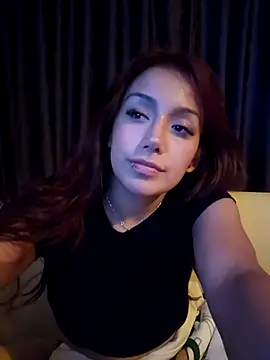 Snapshot of Lau1127 chatting on 12.16.25 Lau1127 online show from 12.16.25