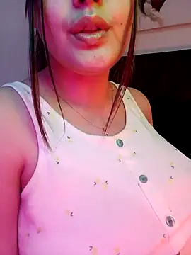 Snapshot of im_here- chatting on 12.18.25 im here- online show from 12.18.25