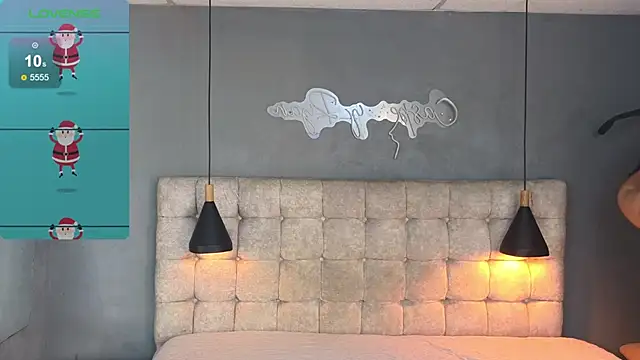 Snapshot of Laia_and_Aloby chatting on 12.03.25 Laia and Aloby online show from 12.03.25