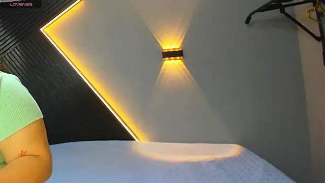 Laia and Aloby online show from 03.14.26