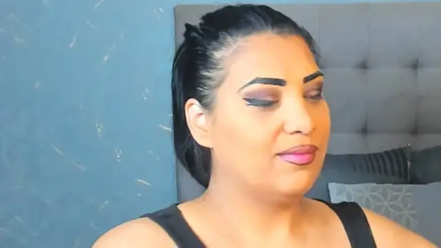 Snapshot of AmyCubes chatting on 09.25.25 AmyCubes online show from 09.25.25