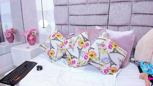 melaniee jones online show from 06.26.26