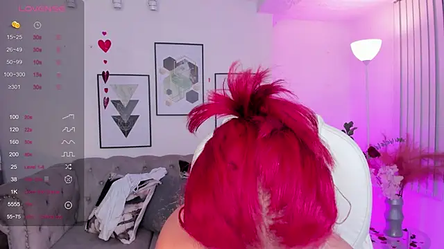 kendaall jenner  online show from 02.15.25