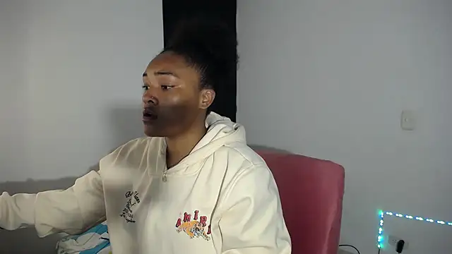 Snapshot of katty_ebonny chatting on 09.23.25 katty ebonny online show from 09.23.25