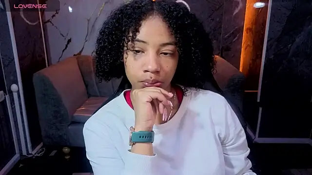 Violeth b online show from 11.28.25