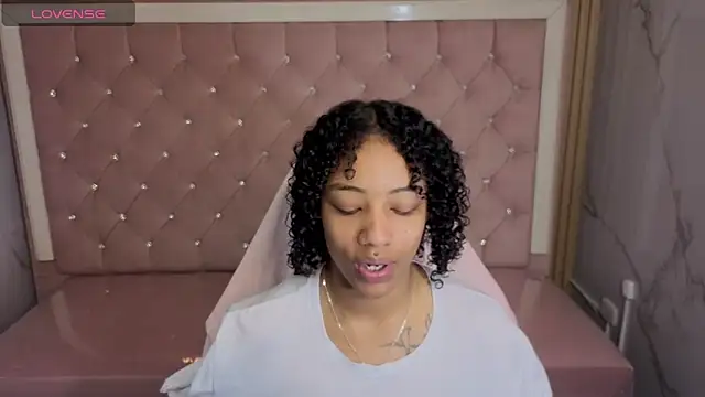 Violeth b online show from 12.20.25