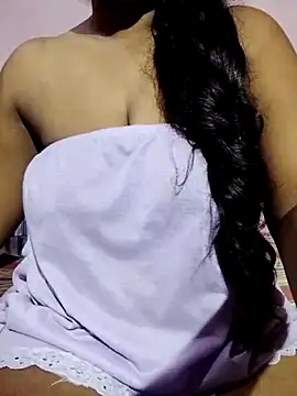 Snapshot of Diwya69 chatting on 06.19.26 Diwya69 online show from 06.19.26