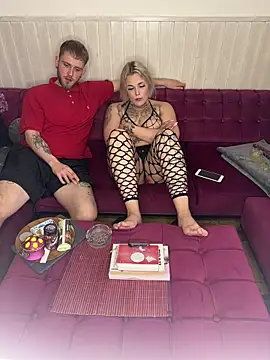 Snapshot of elina_may chatting on 03.08.25 elina may online show from 03.08.25