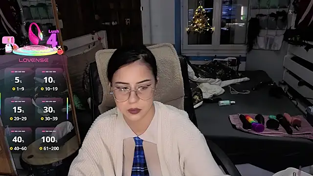 LisandreLaVenale online show from 12.04.25