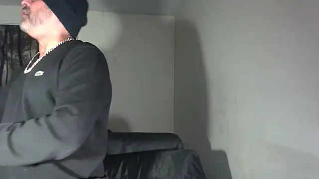 Snapshot of RickStone51 chatting on 12.21.25 RickStone51 online show from 12.21.25