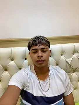 dafnezahiraa  online show from 12.27.24