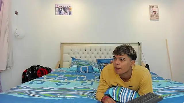 dafnezahiraa  online show from 01.15.25