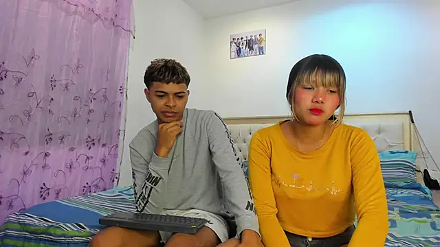 dafnezahiraa  online show from 03.11.25