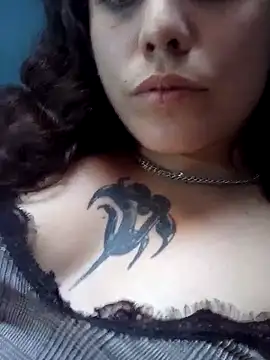 Snapshot of lucylovles chatting on 02.28.25 lucylovles online show from 02.28.25