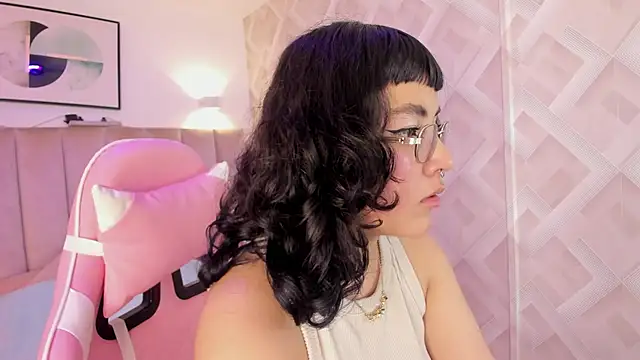 Haru Bonny online show from 02.11.26