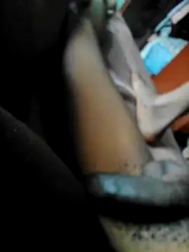 Snapshot of Izifebe chatting on 09.30.25 Izifebe online show from 09.30.25