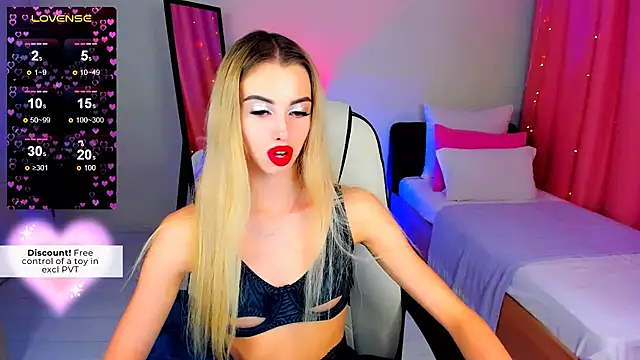 Emilia Klar online show from 01.25.25