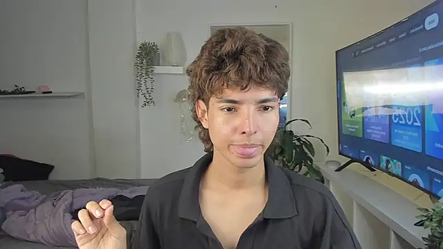 santy-kitty online show from 11.20.25