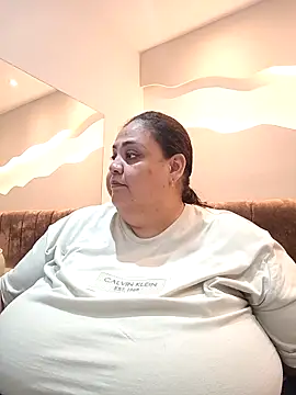 Snapshot of Alisson_am chatting on 04.08.26 Alisson am online show from 04.08.26