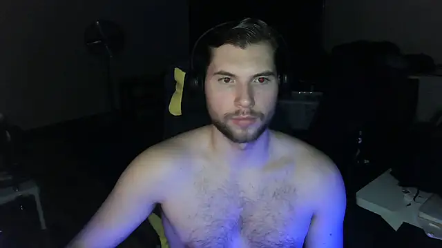 Snapshot of Ironman220 chatting on 01.28.25 Ironman220 online show from 01.28.25