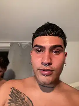 Snapshot of MatheoVelez chatting on 01.30.25 MatheoVelez online show from 01.30.25